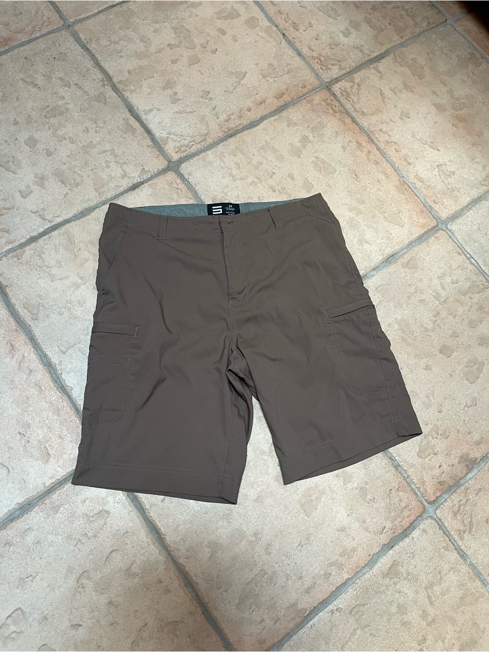 Men's Brown Cargo Shorts with Utility Pockets